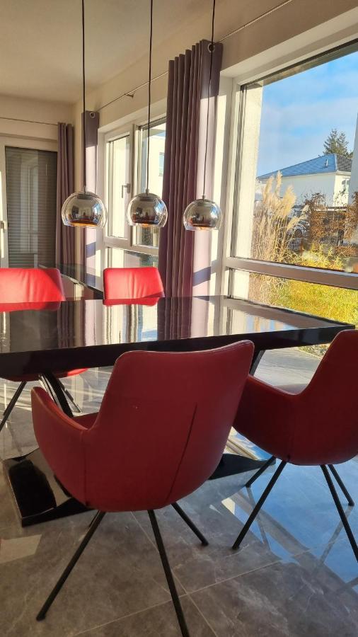 70 Qm Grosses Apartment Mit Garten Zwischen Potsdam Und Berlin Stahnsdorf Exterior foto